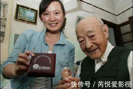 十全大补丸|“世界最长寿教授”111岁郑集养生秘诀:4个习惯,乐享天年