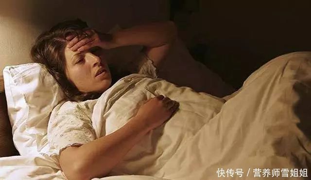 胰岛素|睡觉时，经常出现4种异常，十有八九血糖过高了，需严防并发症