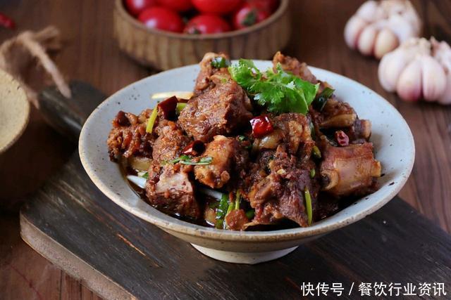 铲子|1个电饭锅,1把铲子,做好一个硬菜红烧排骨,少刷锅是我的梦想