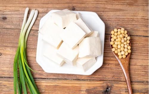 牛奶|喝骨头汤能补钙？试试这些补钙食物，选择最合适的补钙方式