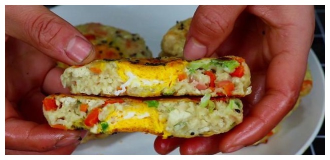 豆腐最近火了，加4个鸡蛋，教你新鲜吃法，不炒不炖，比吃肉还香