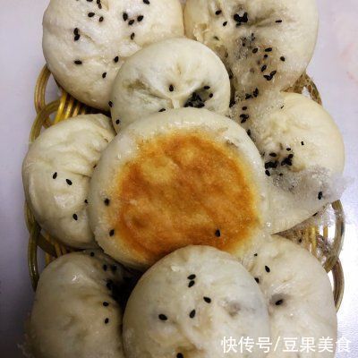 韭菜肉|尝尝这道不油腻的韭菜肉丁水煎包，生活赛过活神仙