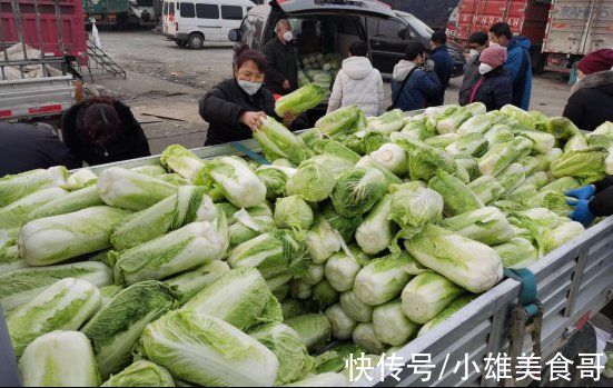 才知道，原来“绿叶白菜”和“黄叶白菜”区别这么大，快转告家人