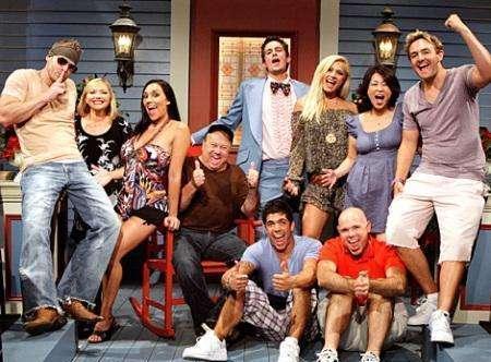 節(jié)目組|女子節(jié)目中看見自己被性侵視頻當場, 節(jié)目組 你不能離開