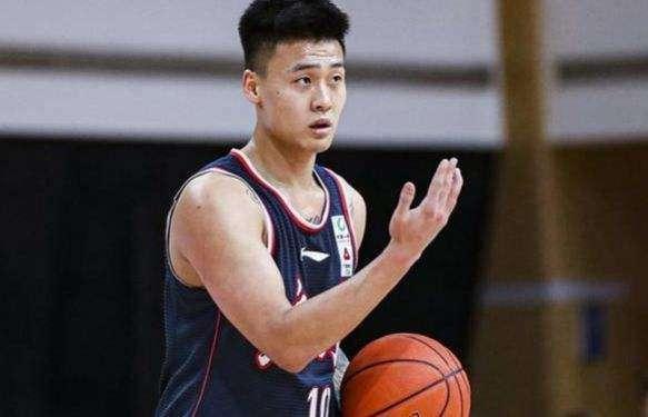 福建队|杜锋收获巨大喜讯,广东男篮强援回归,赵睿已返回东北