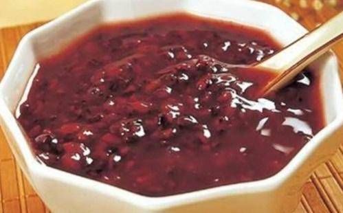 早餐常能为孩子们做这种粥,不仅好喝,而且健脾补血,是孩子们最爱吃的