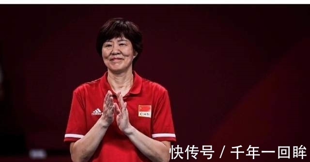 退休|厉害了,郎平登上美国春晚,气色红润,未来可能定居外国?