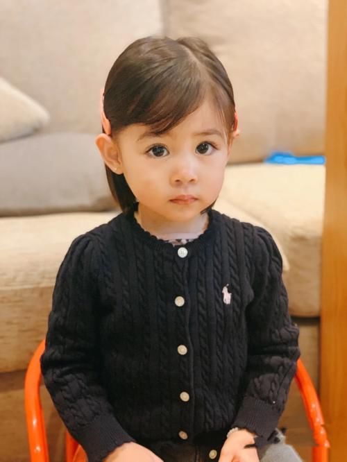 四岁女宝宝超洋气的短发发型，试试这几款，调皮又可爱