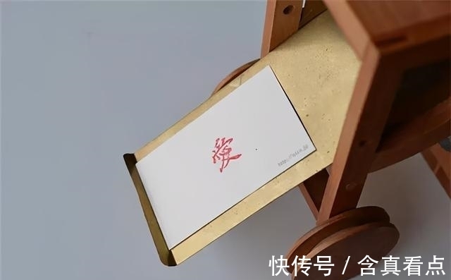 脑洞大开|一个脑洞大开的日本艺术家,设计了些奇奇怪怪的玩具装置···