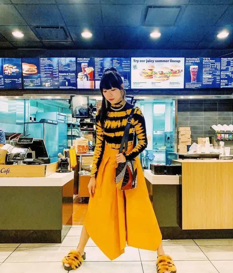 yeezy|目测增高10cm 的凉鞋你不馋吗?