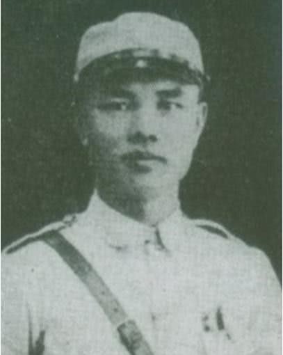 此人|此人在台儿庄战役中，战功卓著，老蒋却下令：永不录用