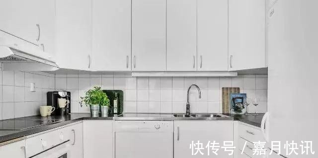 红酒杯|妹妹不谈恋爱,硬是要买50平的小户型,一看阳台明白了!