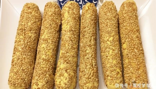 做成|一碗糯米粉,一个南瓜,简单做成小零食,外酥里软,越嚼越香