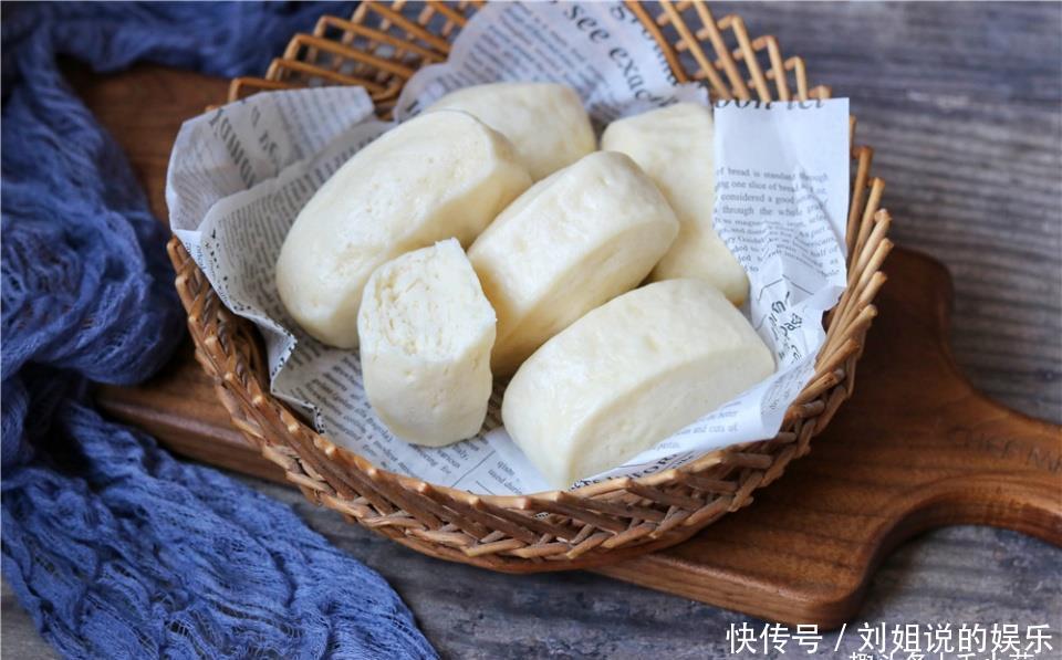 再也|吃过自己蒸的馒头,再也不出去买了,不加一滴水,弹性十足
