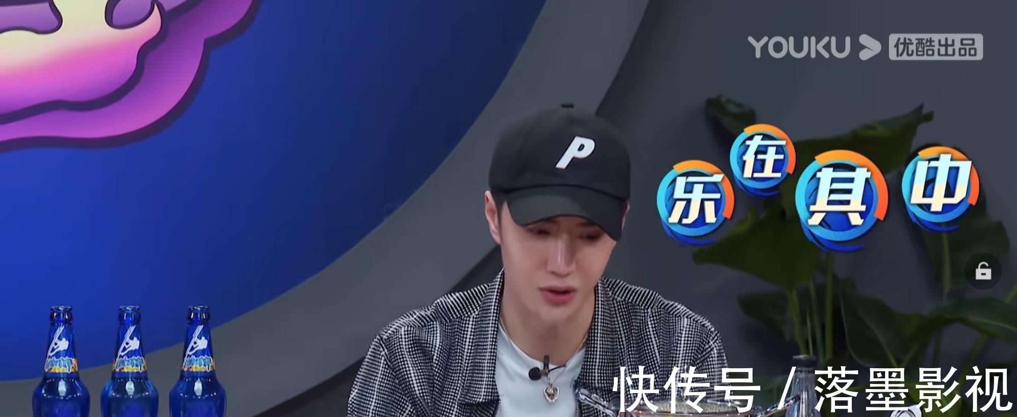 henry|谦逊又自信！听王一博在线分析队员表现，信息量好大！