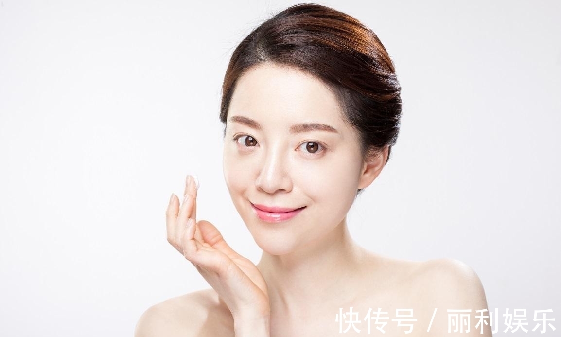 洗脸 女人不管多大,洗脸后要懂得“3不要”,不然再贵的护肤品也白用