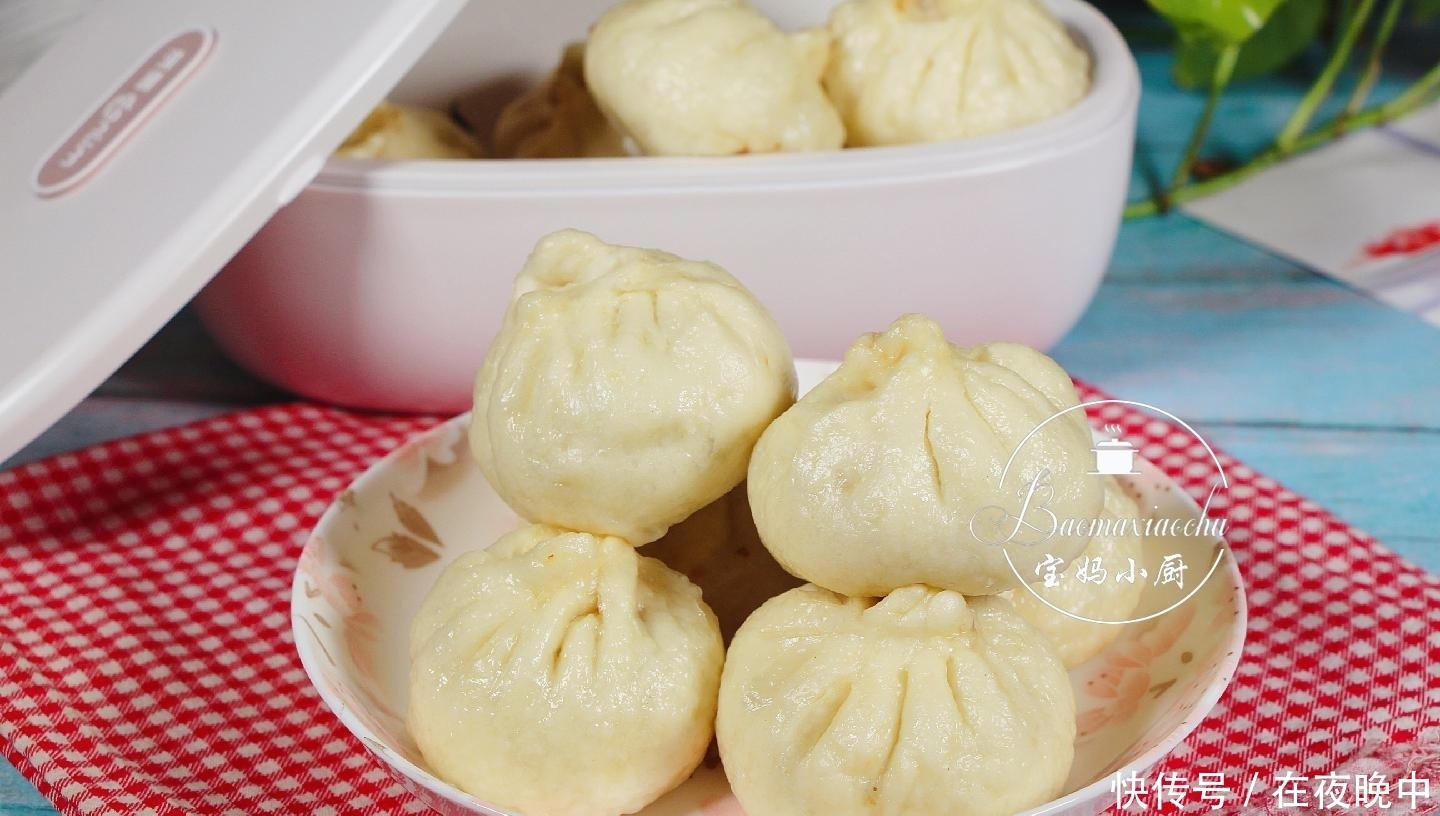 蒸包子的详细做法,发面有技巧,调馅有窍门,照着做准成功