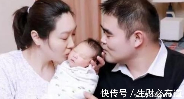 体育老师|女排名将楚金玲,退役后在重点大学当老师,如今胎记不见变美女