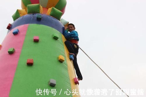 家长|1岁宝宝摔下床,妈妈的做法让奶奶直呼太冷血!医生却说:做得对