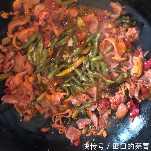 泡椒|泡椒鸭胗，酸辣开胃