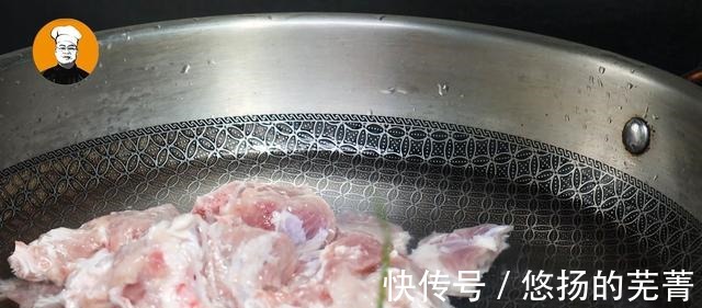 排骨和苹果一起炖，原来好处这么多，老人小孩都适合，快来学学吧！