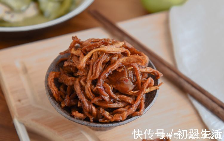 剩饭剩菜|7岁女童积食中毒,竟是奶奶的1个习惯,医生很多家长都这么做