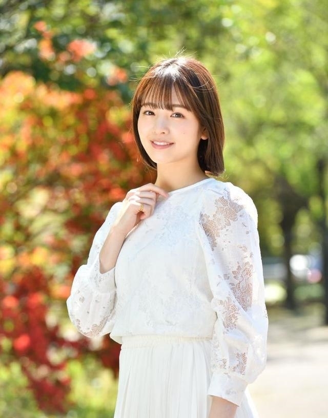 成年|假面骑士圣刃：官网信息特辑，成年露娜形象公开，芽衣演唱背景曲