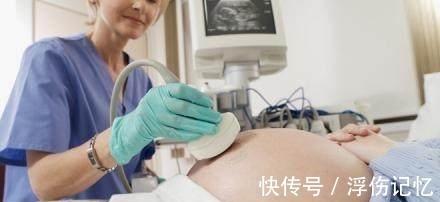 产道|孕妇腹痛医生让住院，长辈不同意，9小时后宝宝滑出产道！