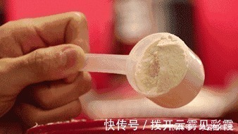 高蛋白食物|一点健身基础都没有的普通人,如何用最短时间练成肌肉男