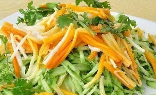  棒棒|中年人推荐多吃3种食物，排毒养颜、延缓衰老，身体棒棒哒！