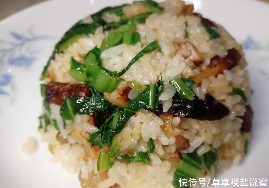  好吃|越是寒冷，芥菜越好吃，芥菜炒饭，冬季应时美味