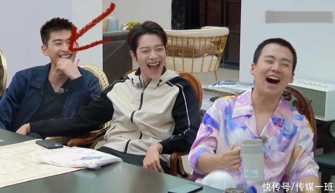翰哥|孟子义含泪给张翰送别，张翰说以后去她家吃饭，网友表示嗑到了