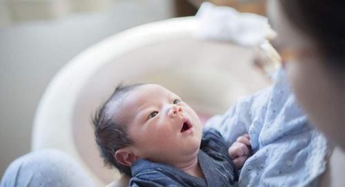哭声|刚出生的婴儿,若有这3种表现,说明他在'娘胎里'过得很滋润