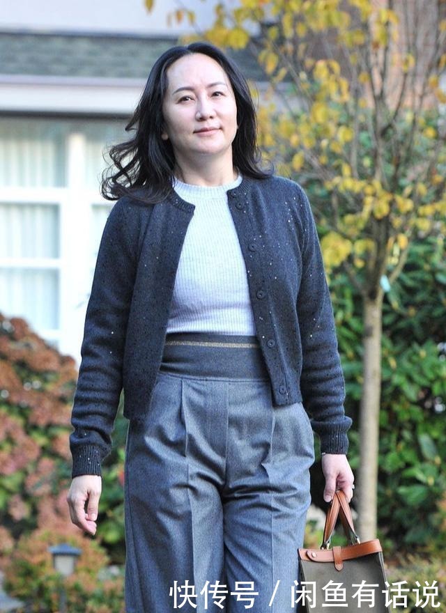 及膝裤|40+女人穿短裤不得体?我却被孟晚舟的“及膝裤”种草,舒服大气