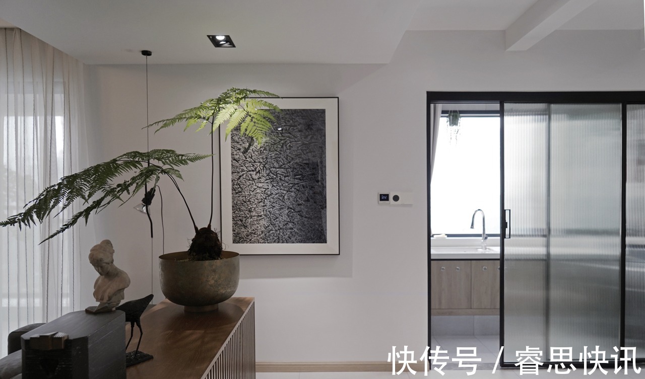 空间|154㎡清新自然风，混搭出一个与众不同的家，颇具艺术气质