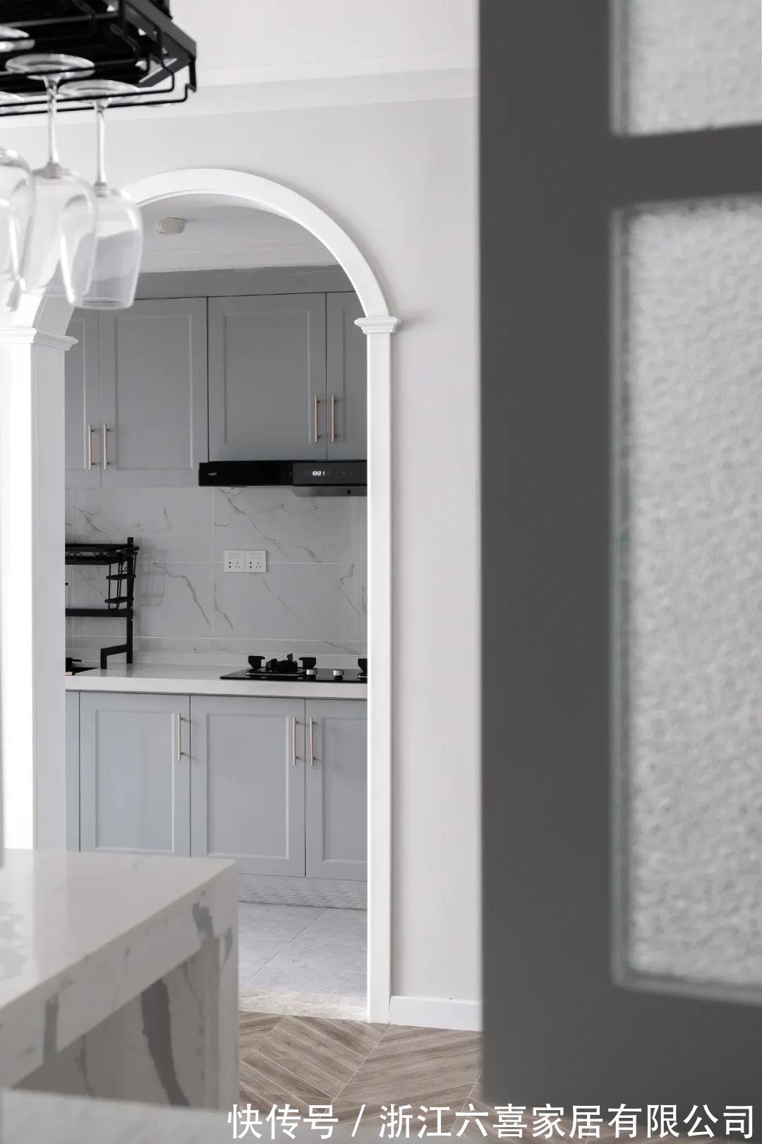 阳台|85平混搭风极简风设计,极致利用每一寸空间