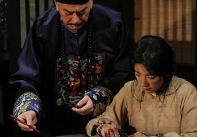 审问|秋瑾被斩百日后,曾审问处决她的县令,为何会选择自缢?