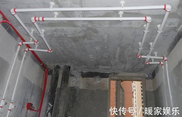 装错|水管是该走顶还是走墙好多人不懂装错，多花冤枉钱，还不实用