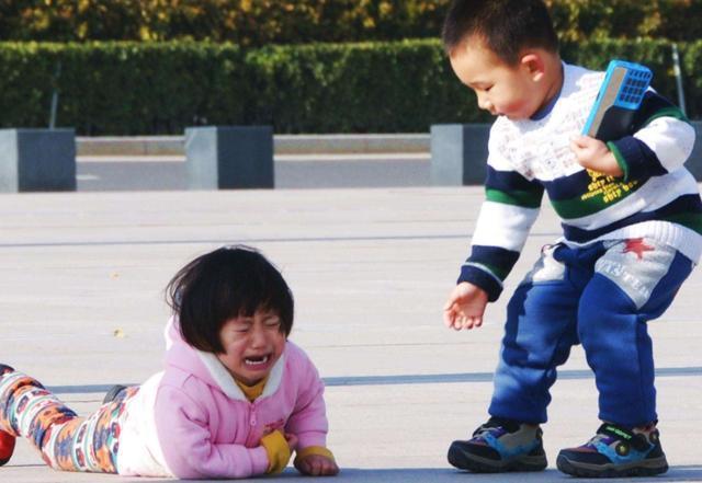 家长$小学生“打油诗”走红,幽默搞笑却有天赋,老师:可塑性很强