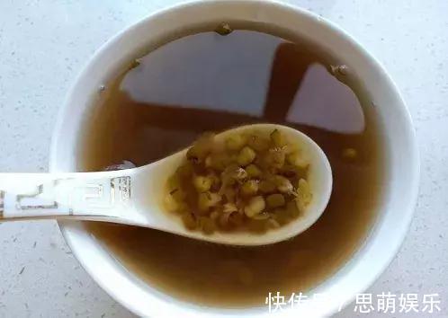 绿豆要不要煮开花汤色变红,还能喝吗关于绿豆这些事你得知道