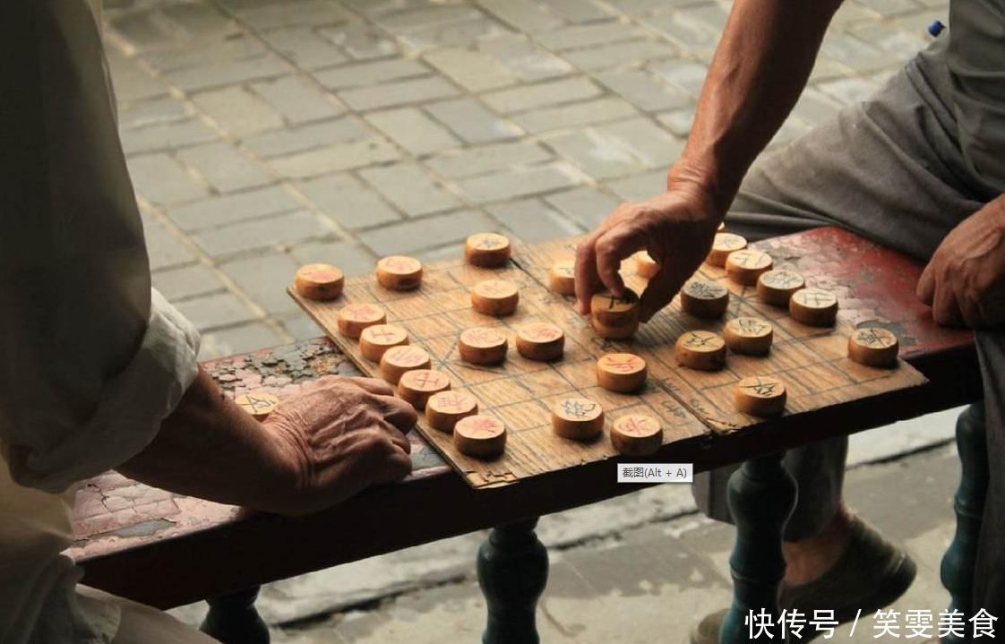 寿命|长寿不是多喝水,也不是多走路,而是坚持2个动作,有助延长寿命