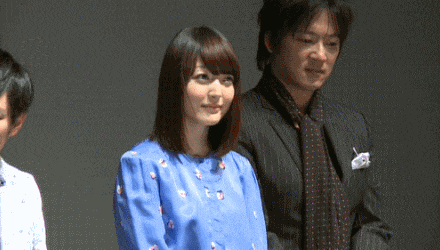 |搞笑GIF趣图:如果有个人对我这么贴心,那我做梦都能笑醒