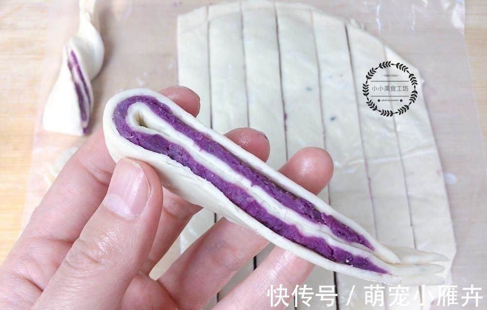 2个紫薯2张手抓饼,教你做美味紫薯卷,无水无油,香甜酥脆真好吃