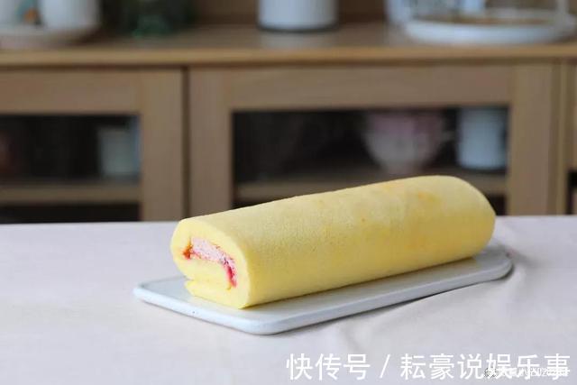 夏天|爆款杨梅蛋糕卷，夏天的快乐值得拥有