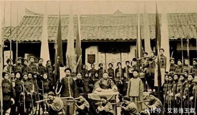 威望|老照片：晚清的朝廷官员并没有那么腐败无能，他们看上去极有威望