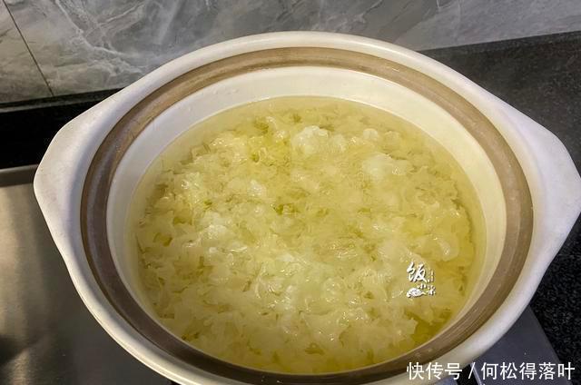 分钟|黏稠如燕窝的银耳汤是怎么熬的牢记3个技巧,30分钟熬出胶质