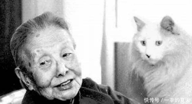 孙子怒骂奶奶“教子无方”,顺带教训了老爹,得知真相后令人心酸!