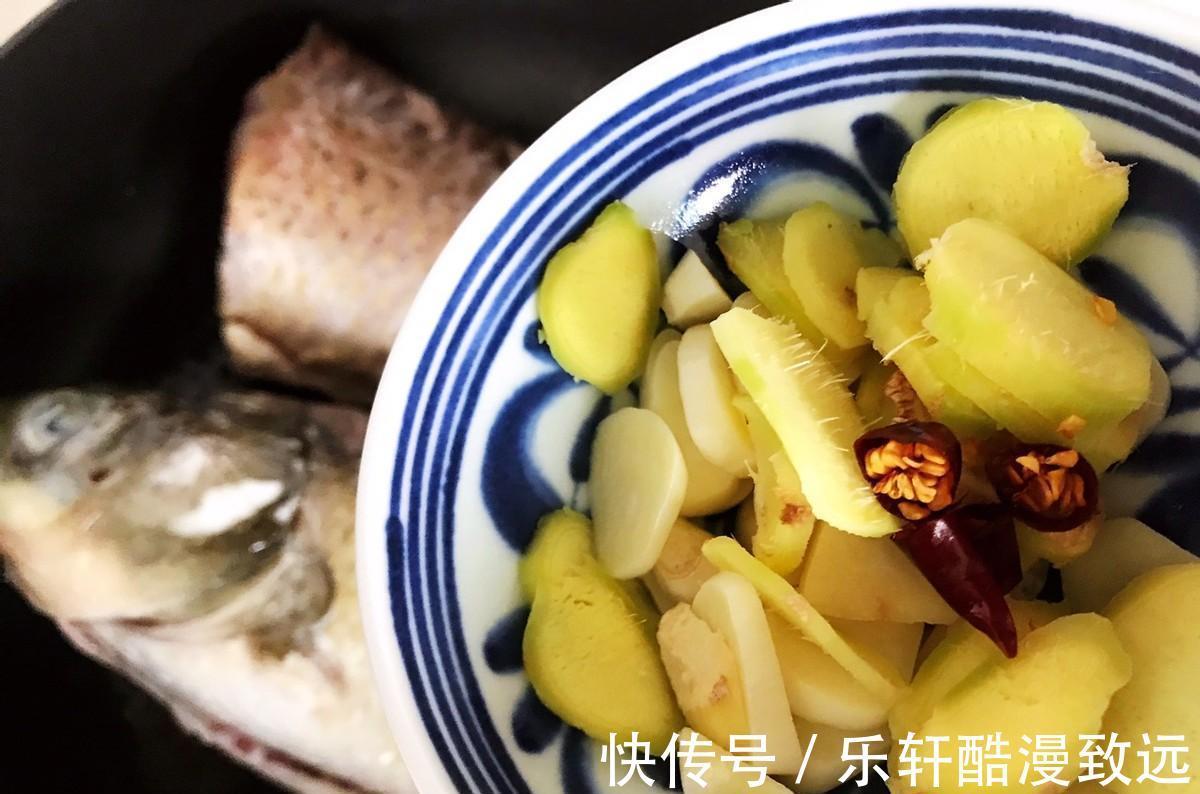 鲜美|夏天多给家人吃鱼,鲜美不腻,用豆腐一起炖至,全家都爱吃