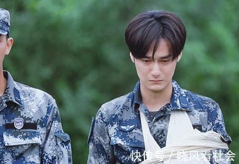 明星录综艺的意外,鹿晗旧伤复发,宝强骨折,最后的他真是个意外