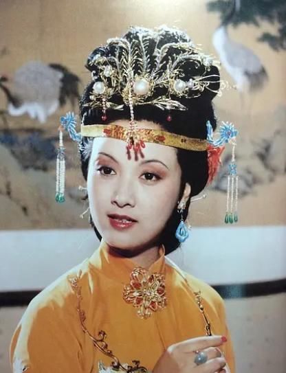 表演太出色,风头盖过陈晓旭,邓婕才是《红楼梦》中人